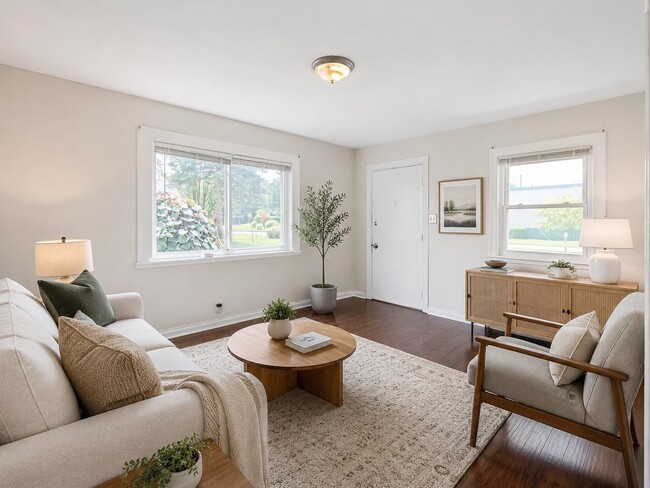 Building Photo - 3813 N Kercheval Dr