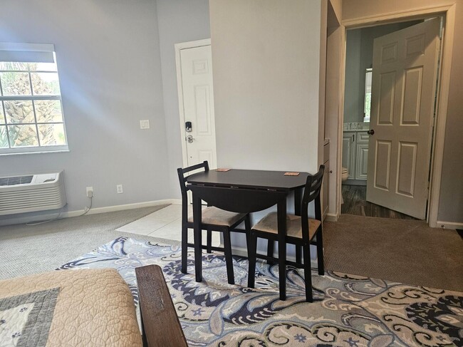 Building Photo - 8022 Carnoustie Pl