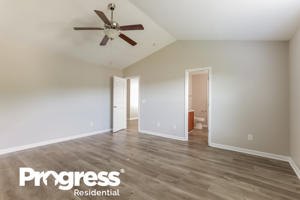 Building Photo - 2728 Maybrook Crossing Dr