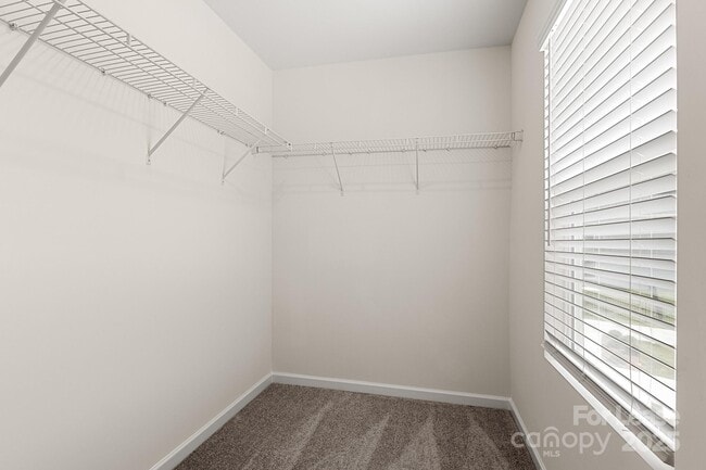 Building Photo - 110 Blakeslee Ct