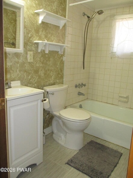 Building Photo - 108 Quail Ct