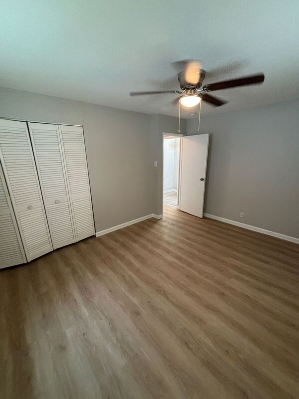 Building Photo - 12095 Nantucket Pl