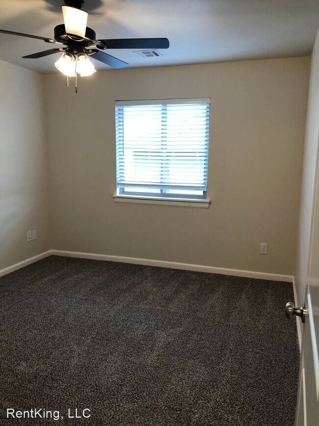 Building Photo - 3 br, 2.5 bath House - 1528 NW 13th Street
