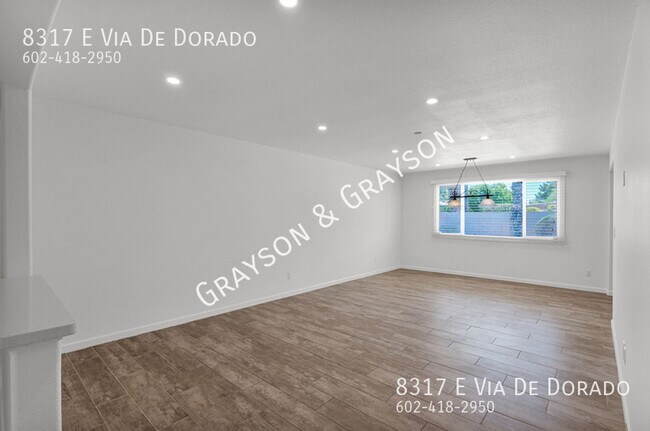 Building Photo - 8317 E Vía De Dorado