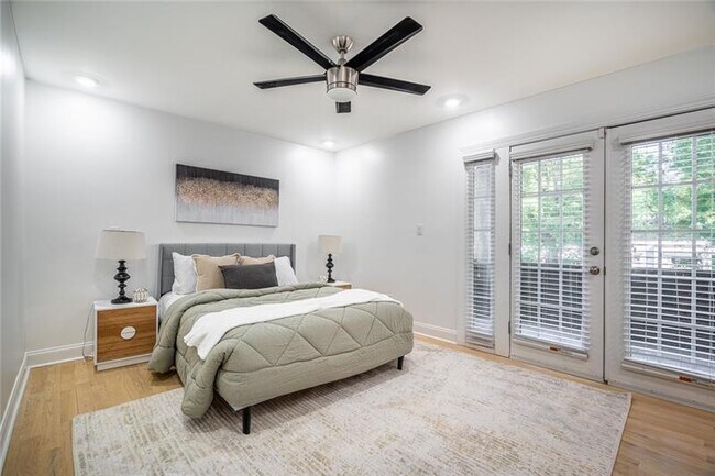 Building Photo - 1445 Monroe Dr NE