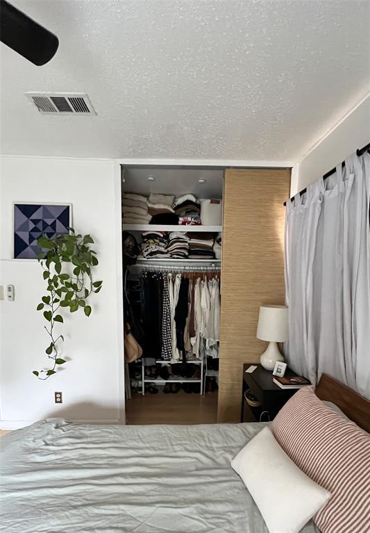 Building Photo - 204 Sheraton Ave