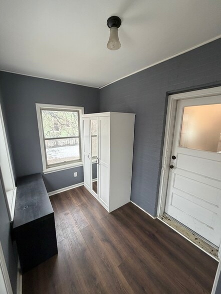 Back Porch - 1819 4th St NE