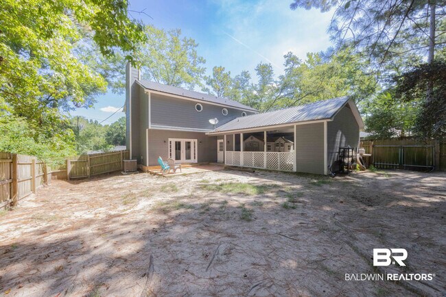 Building Photo - 118 Donna Cir