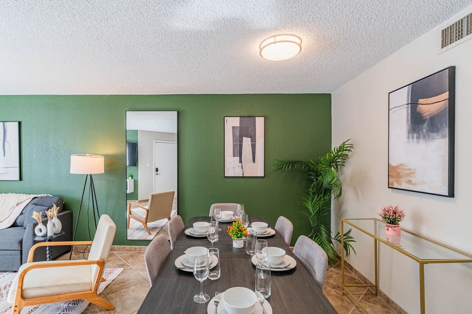 Building Photo - 8550 E McDowell Rd