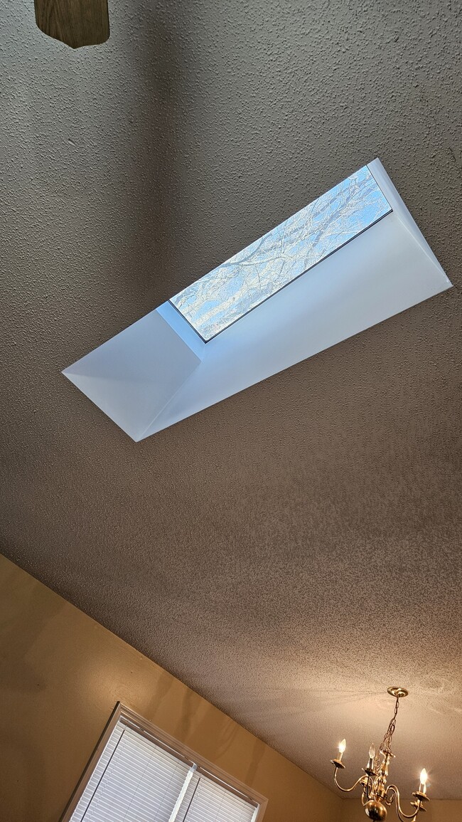 Building Photo - 4014 Yarmouth Rd