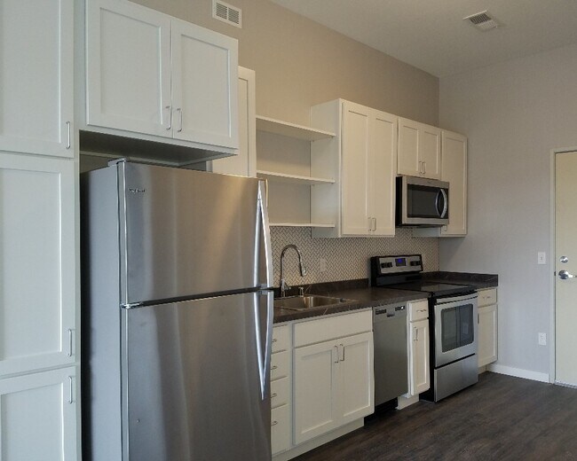 Interior Photo - The Drover