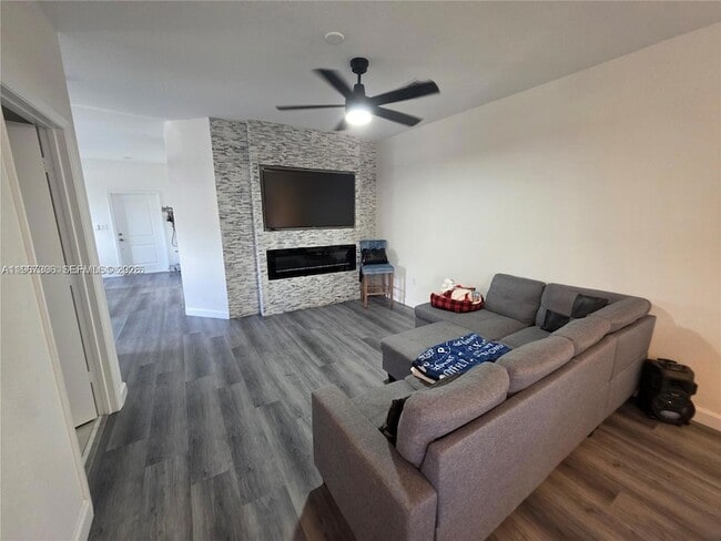 Building Photo - 13130 SW 232nd Ter