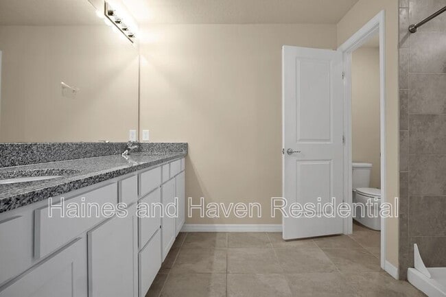 Building Photo - 1042 Michelangelo Ln