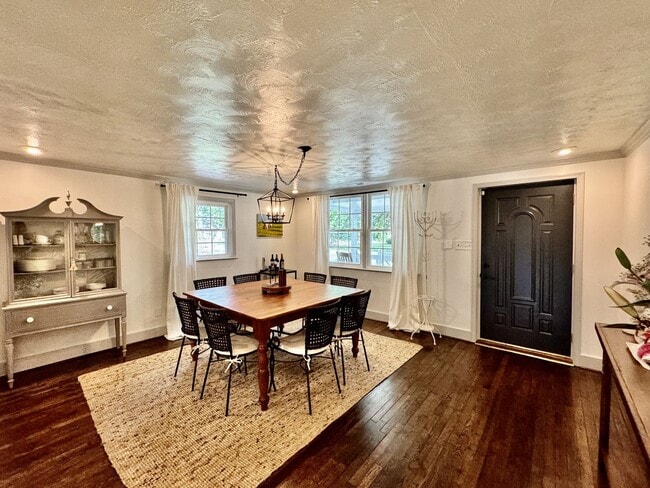 Building Photo - 3-Bedroom Ranch Ready On 12-01-25! 1/2 Acr...