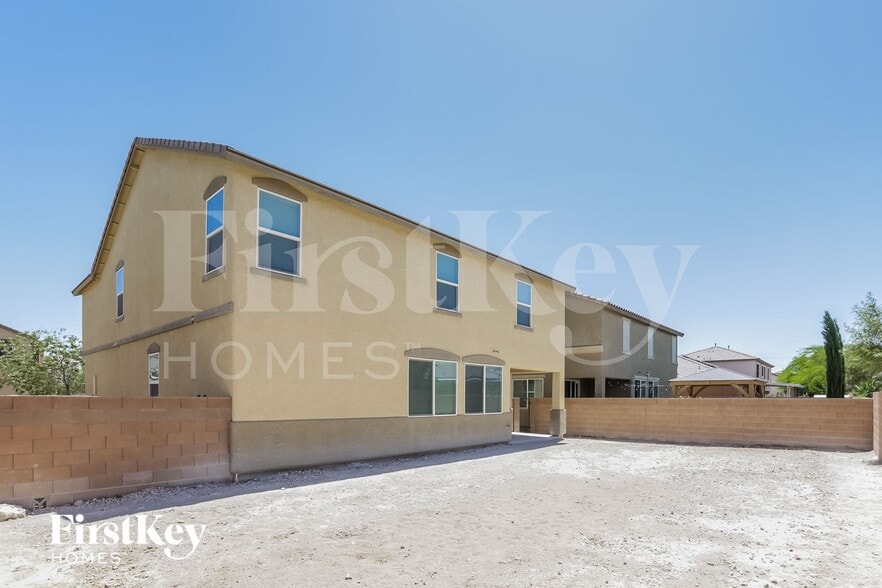 Building Photo - 8121 Pink Desert St