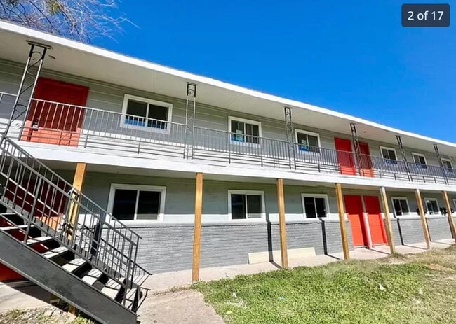 Primary Photo - 2807 Observation Dr