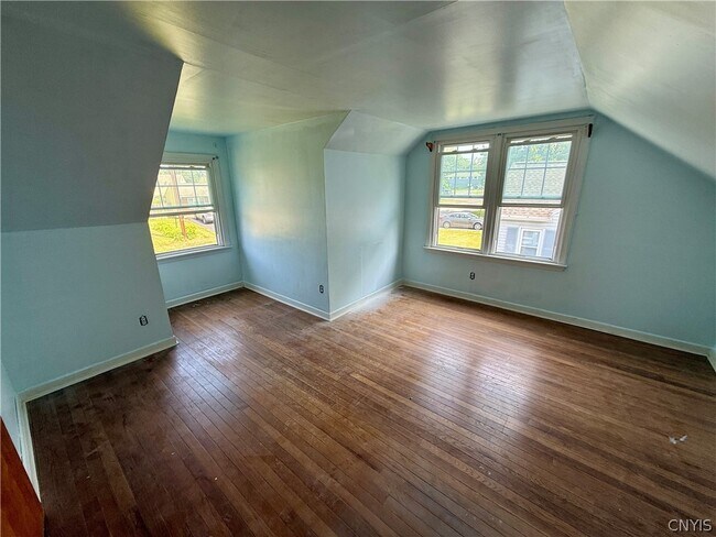 Building Photo - 116 Chestnut Hill Dr