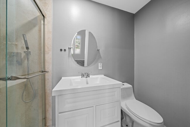 Building Photo - 403 Brook Shore Ct