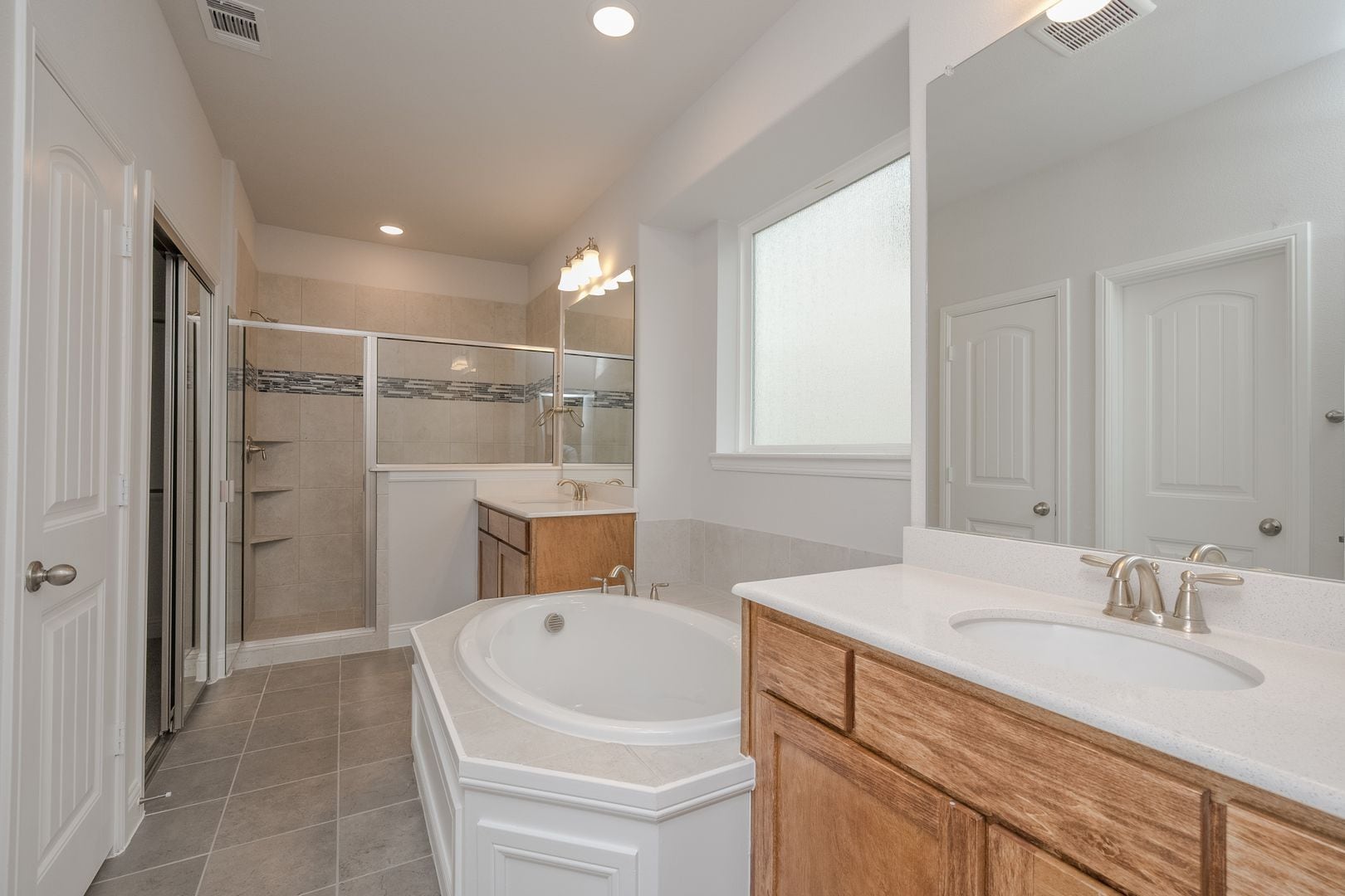 Building Photo - 9322 Middleground Pl