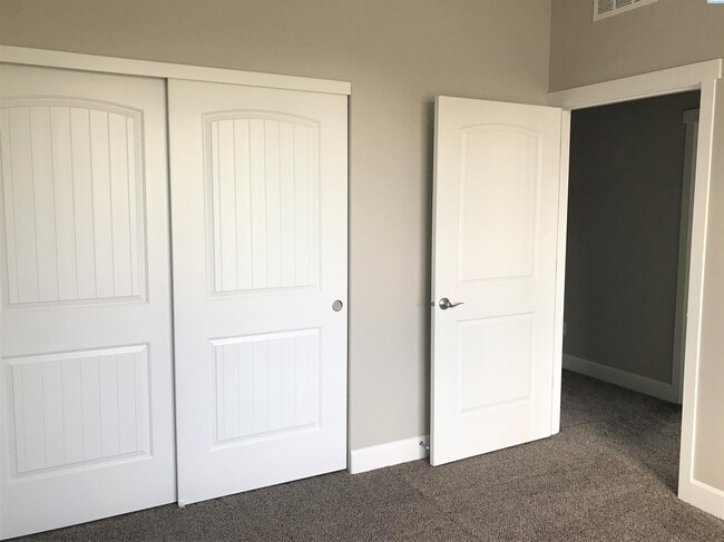 Building Photo - 3 Bed/2 Bath Pasco Rambler on Cul-de-Sac