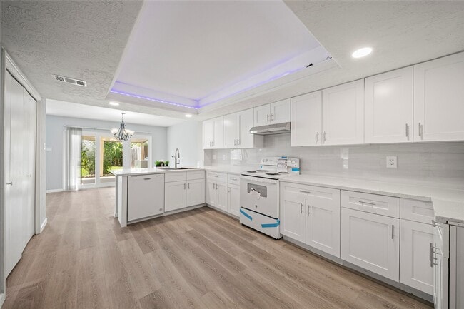 Building Photo - 9418 Westacre Pl