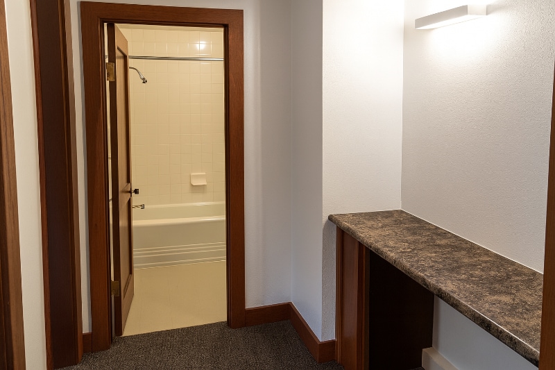 Building Photo - 4229 Canyon Lake Dr