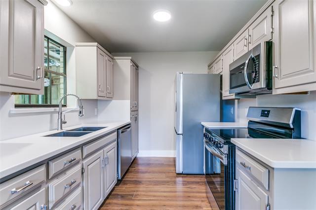 Building Photo - 3055 Panhandle Dr