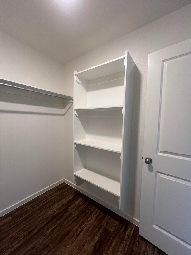 Building Photo - 2101 Kirksey Ave