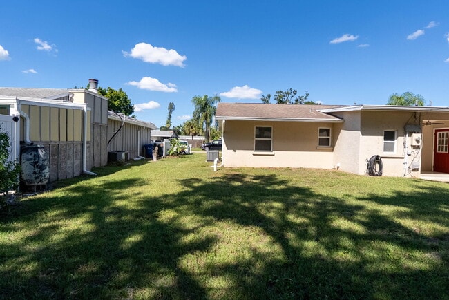 Building Photo - RENT THIS HOME WITH ZERO DEPOSIT MOVE IN: Beautiful Completely Updated 3 Bed / 2 Bath Home in Sou...
