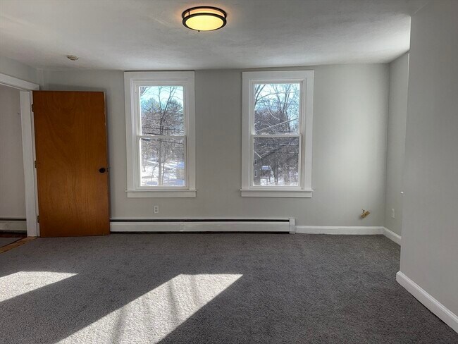 Building Photo - 25 Pine St