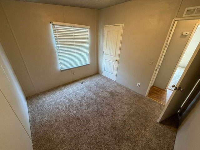 Building Photo - 3738 Bellaire Ave