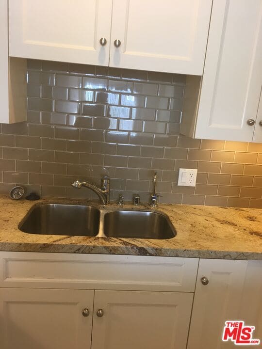 Building Photo - 1050 S Holt Ave