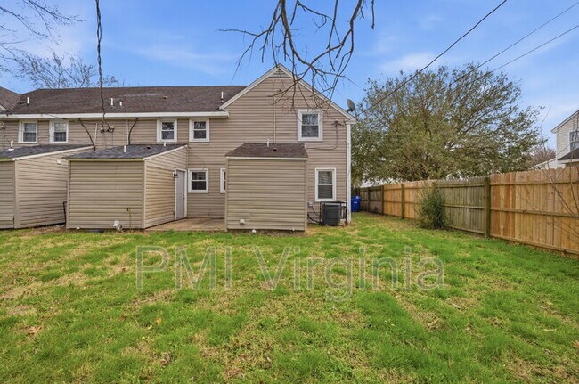 Building Photo - 9 Decatur St