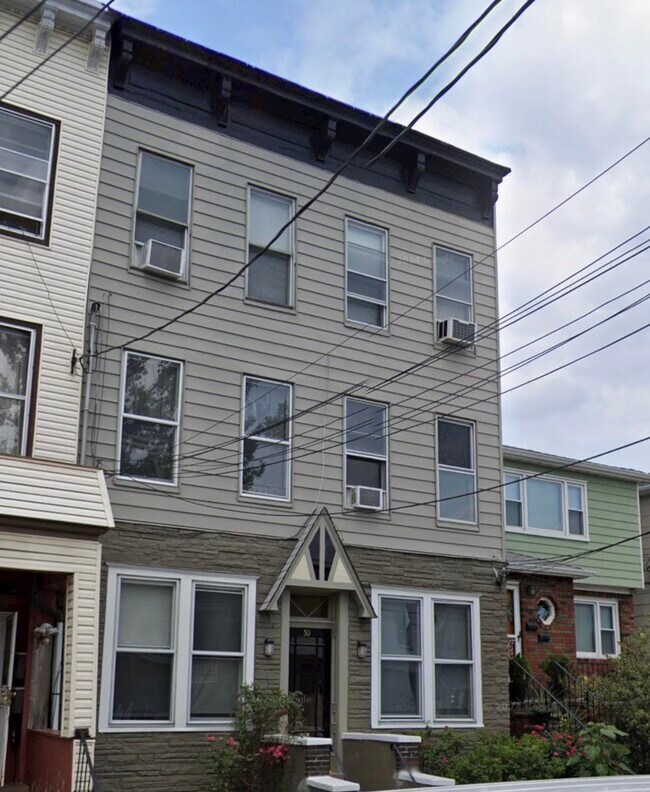 Building Photo - 50 Grace St