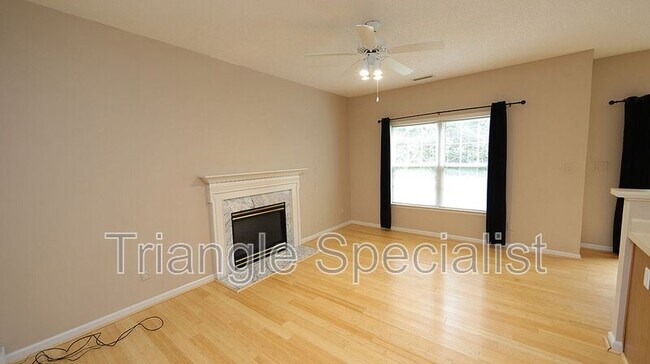 Building Photo - 5305 Pitch Pine Ct