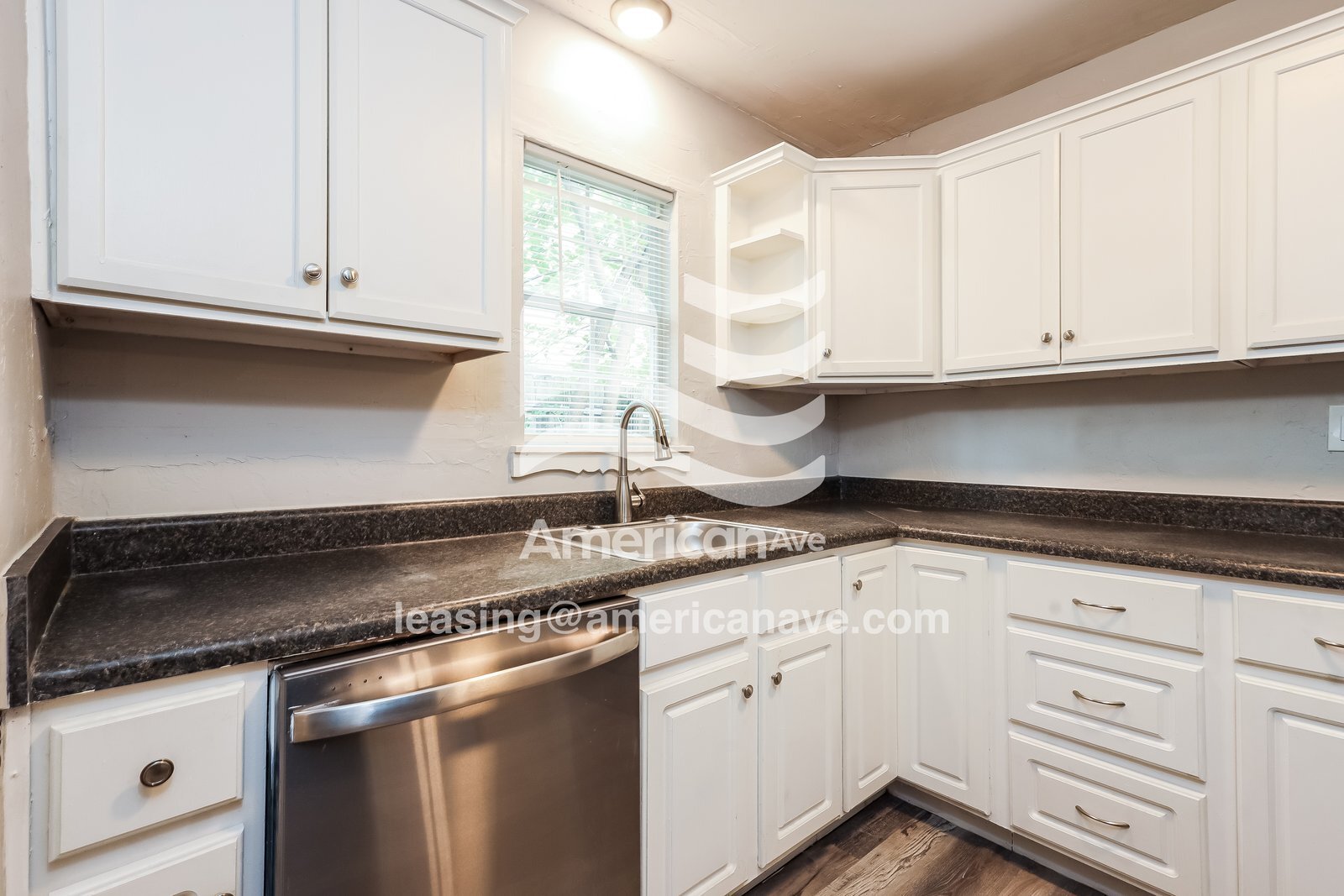 Building Photo - 3316 Pioneer Ave