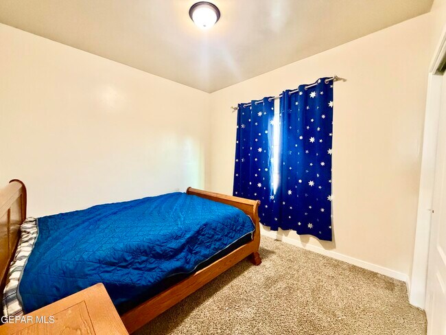 Building Photo - 13873 Sky Harbor Ave