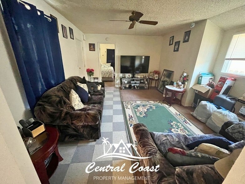 Building Photo - 0 W Park Ave