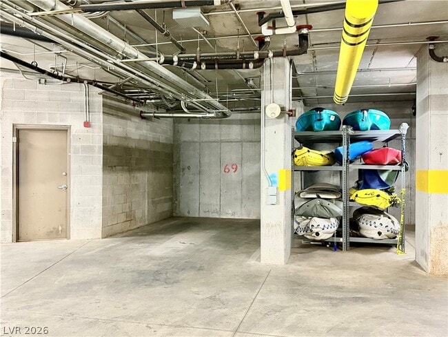 Building Photo - 29 Montelago Blvd