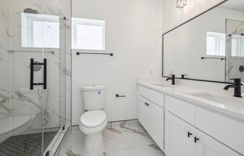 Building Photo - 5702 Breland St