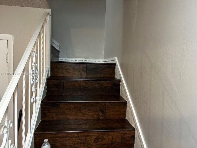 Building Photo - 5979 NW 29th Pl