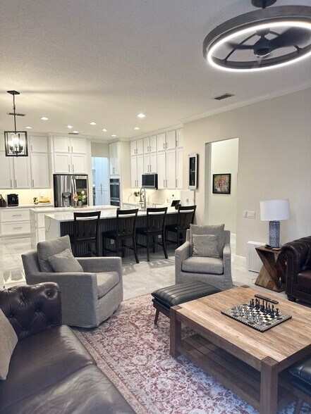 Building Photo - 6431 Chatham View Ct