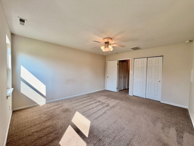 Building Photo - 1012 Antioch Cir