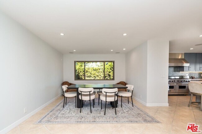 Building Photo - 2526 Cordelia Rd