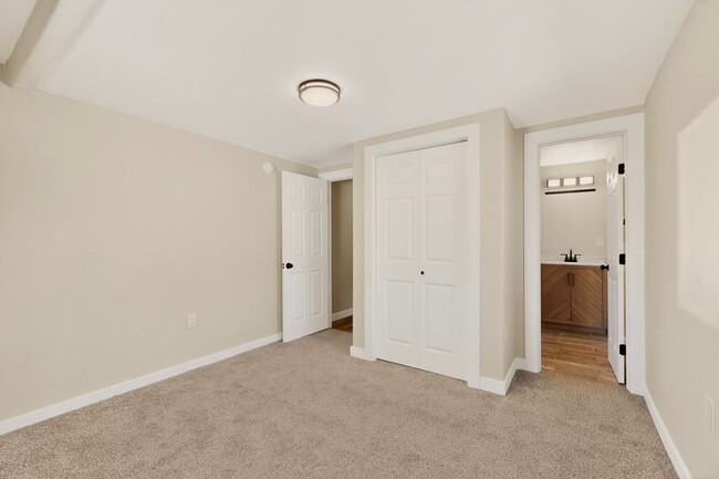 Building Photo - Beautifully Renovated Home for Rent