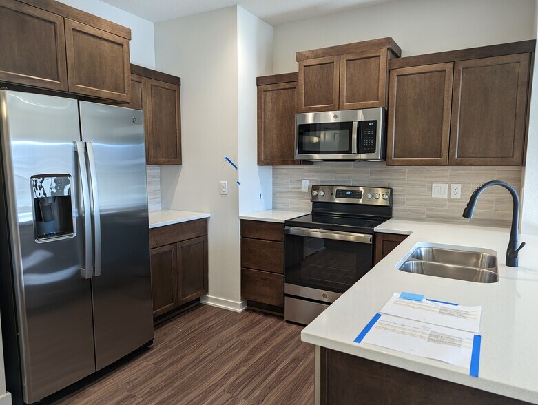 Building Photo - 1964 S Warrior Ln