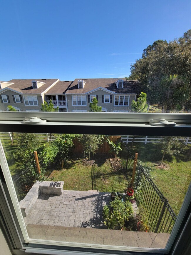 Building Photo - 7635 Legacy Trl