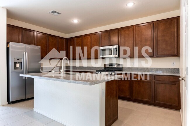 Building Photo - 519 E Rio Pl
