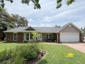 Building Photo - 109 Long Pointe Dr