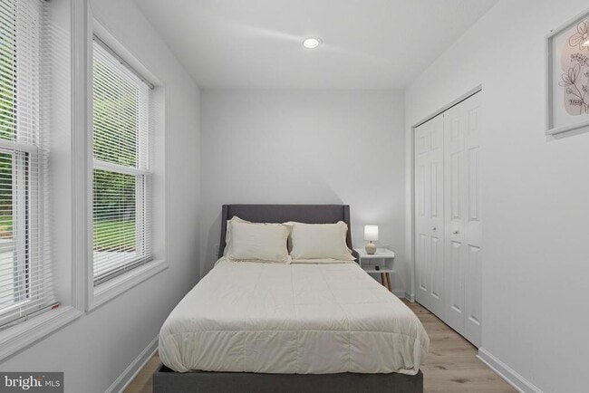 Building Photo - 5206 Gilpin Dr